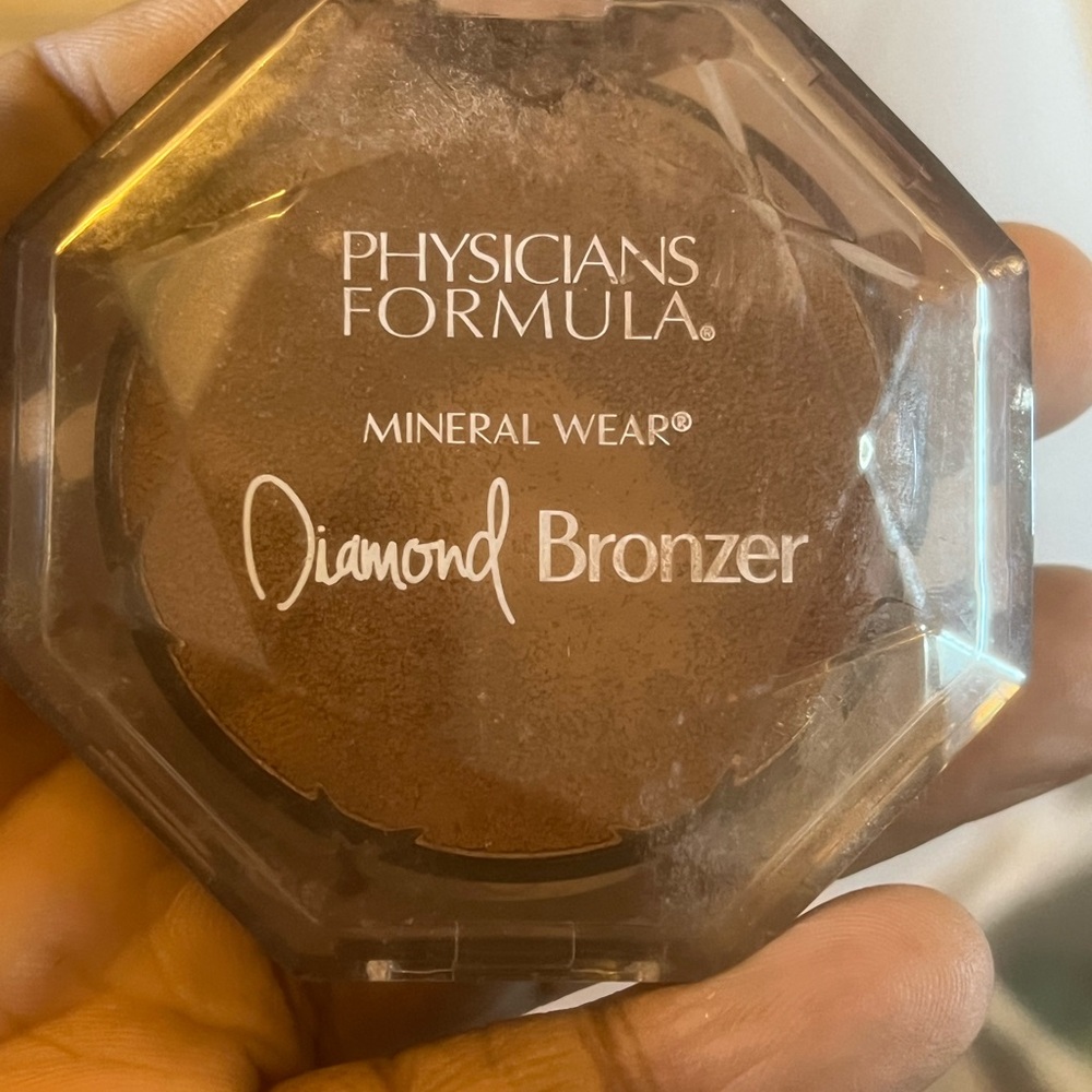 Physicians Formula Mineral Wear Deep Bronze Gem